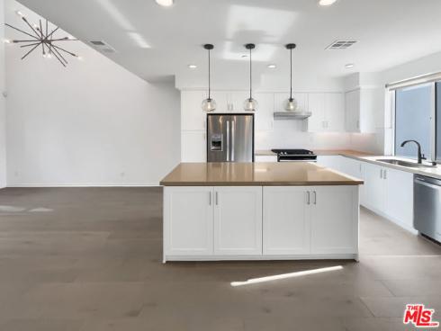 170 Fable , Irvine, CA