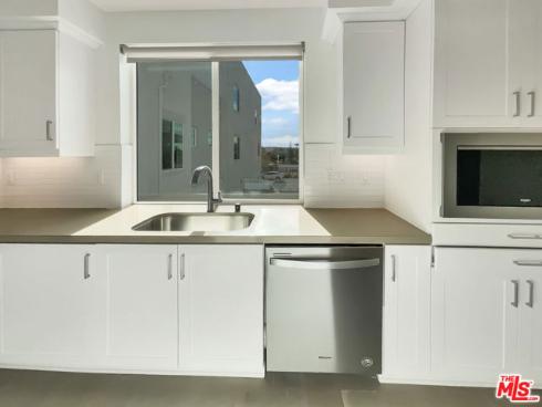 170 Fable , Irvine, CA