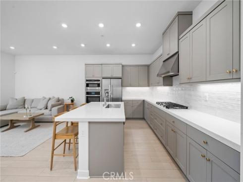 185  Sash  , Irvine, CA