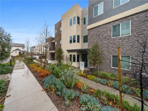 185  Sash  , Irvine, CA