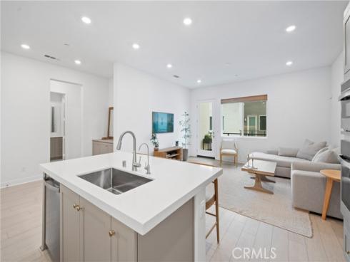 185  Sash  , Irvine, CA