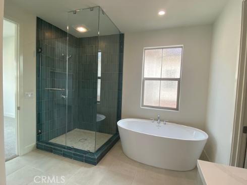 111 Sunnybank , Irvine, CA