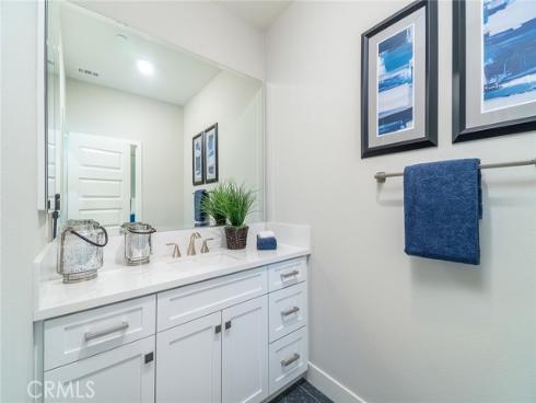 173 Scale , Irvine, CA