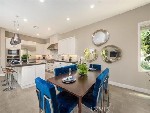 173 Scale , Irvine, CA