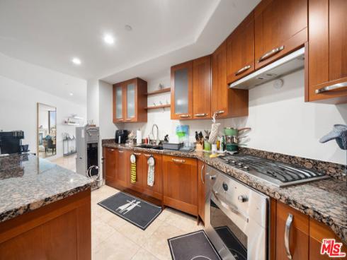 5072  Scholarship  , Irvine, CA