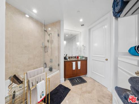 5072  Scholarship  , Irvine, CA