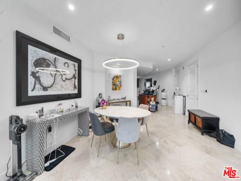 5072  Scholarship  , Irvine, CA