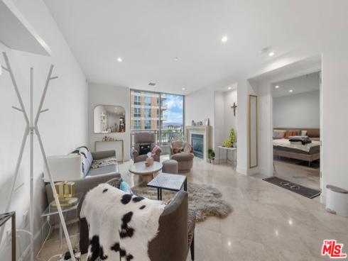 5072  Scholarship  , Irvine, CA