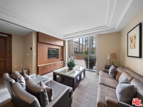 5072  Scholarship  , Irvine, CA