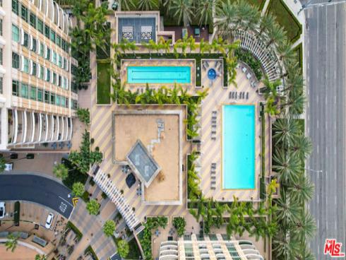 5072  Scholarship  , Irvine, CA