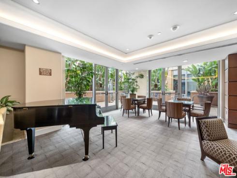 5072  Scholarship  , Irvine, CA