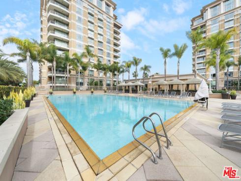 5072  Scholarship  , Irvine, CA