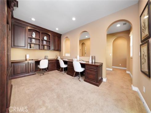 64 Winding Way, Irvine, CA