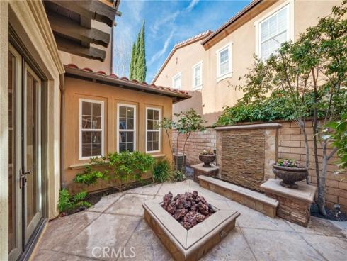 64 Winding Way, Irvine, CA