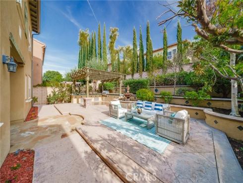 64 Winding Way, Irvine, CA