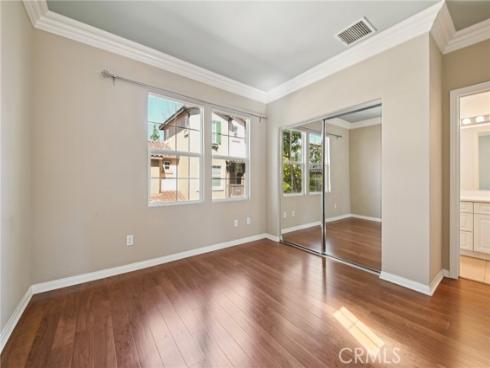 33 Perennial , Irvine, CA