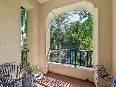 33 Perennial , Irvine, CA