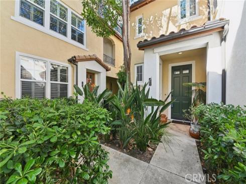 33 Perennial , Irvine, CA