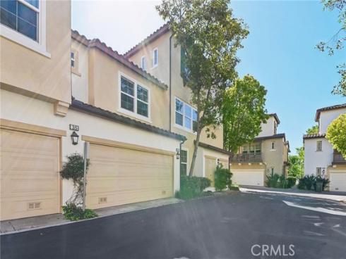 33 Perennial , Irvine, CA