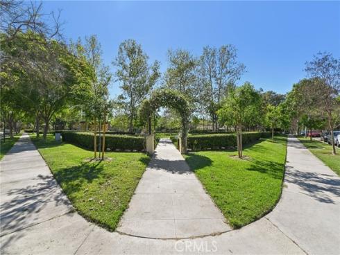33 Perennial , Irvine, CA