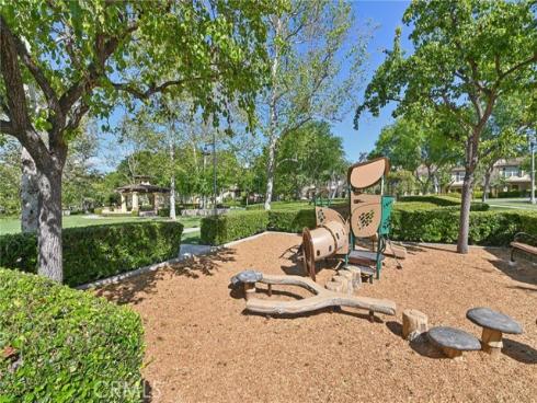 33 Perennial , Irvine, CA