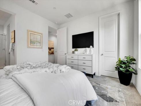 168 Sawbuck , Irvine, CA