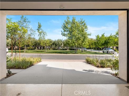 122 Appian Boulevard, Irvine, CA