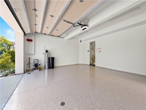 122 Appian Boulevard, Irvine, CA