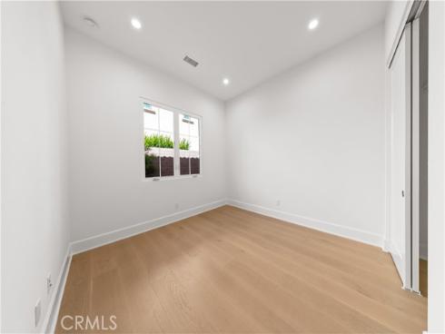 122 Appian Boulevard, Irvine, CA