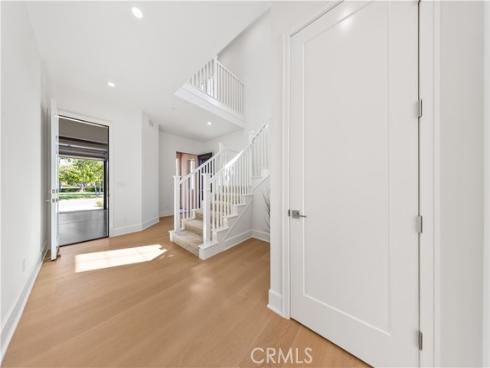 122 Appian Boulevard, Irvine, CA