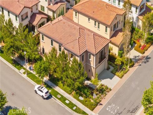 122 Appian Boulevard, Irvine, CA