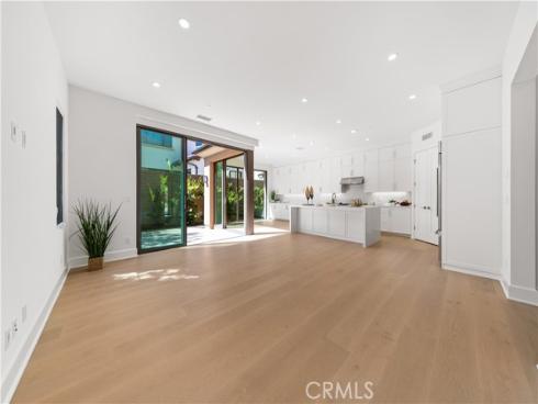 122 Appian Boulevard, Irvine, CA