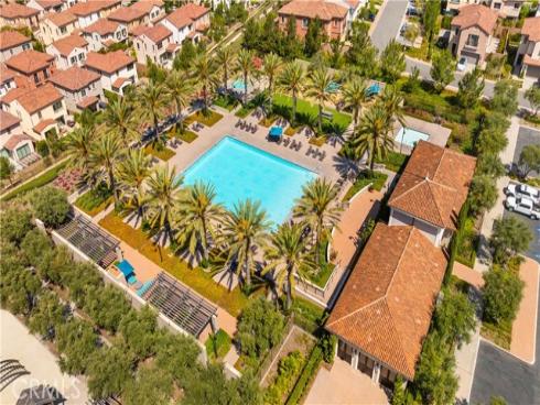122 Appian Boulevard, Irvine, CA