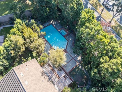 18  Stonewall  , Irvine, CA