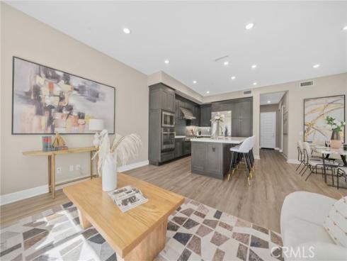 702 Benchmark , Irvine, CA