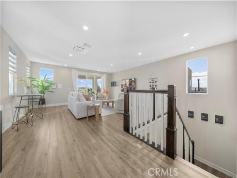 702 Benchmark , Irvine, CA