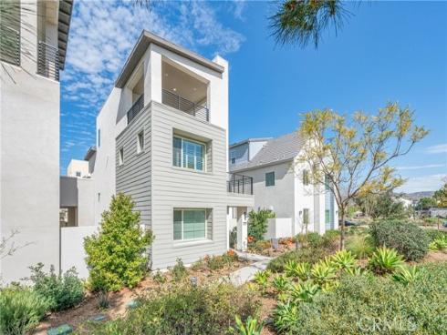 702 Benchmark , Irvine, CA