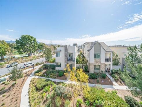 702 Benchmark , Irvine, CA