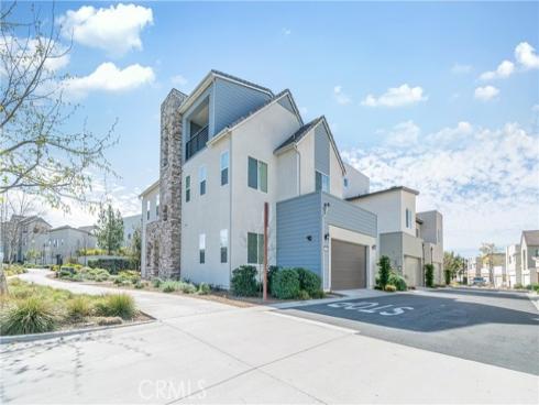 702 Benchmark , Irvine, CA