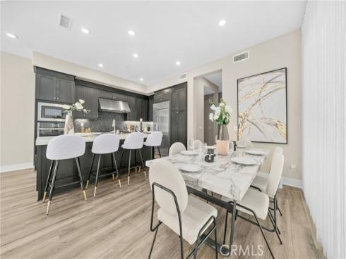 702 Benchmark , Irvine, CA