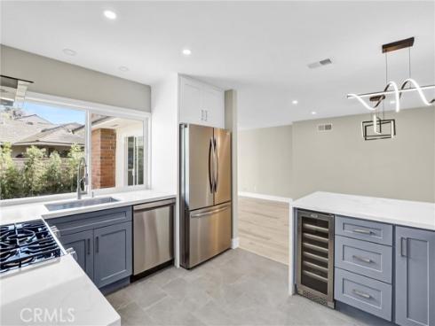 5102 Alder , Irvine, CA