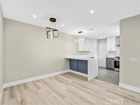 5102 Alder , Irvine, CA