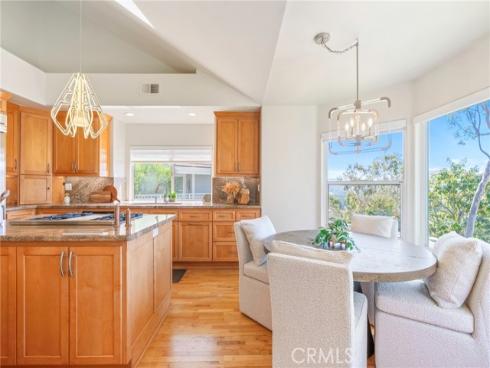 7  Altair  7 , Irvine, CA