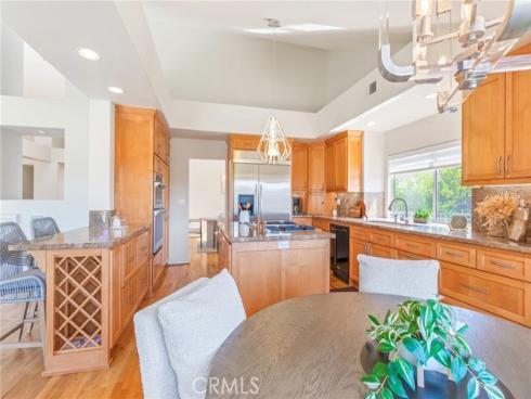 7  Altair  7 , Irvine, CA