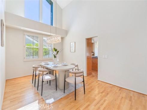 7  Altair  7 , Irvine, CA