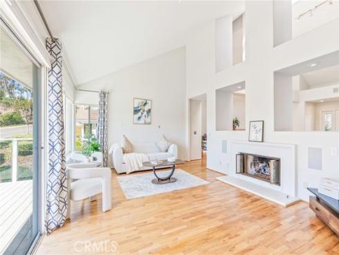 7  Altair  7 , Irvine, CA