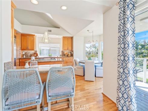 7  Altair  7 , Irvine, CA