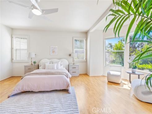 7  Altair  7 , Irvine, CA