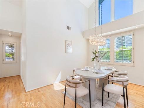 7  Altair  7 , Irvine, CA