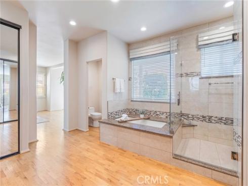 7  Altair  7 , Irvine, CA